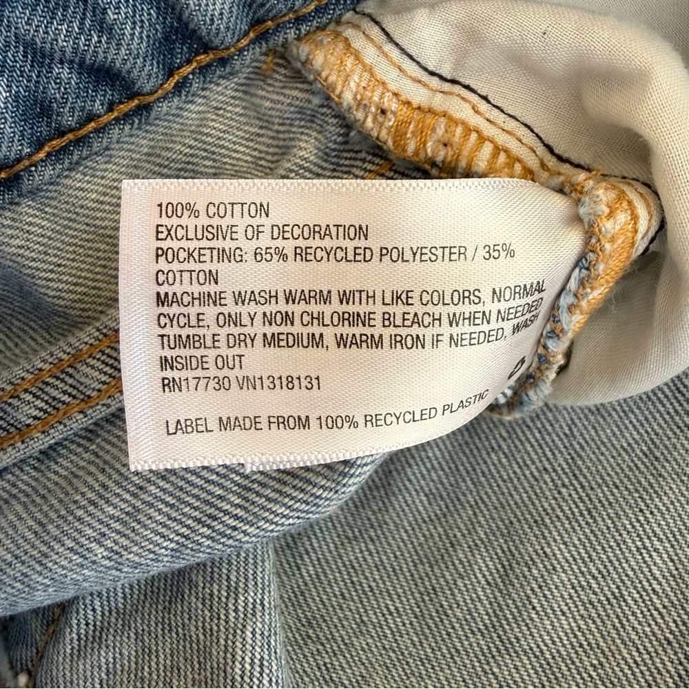 Wild Fable Womens Size 6 Blue Denim Mom Shorts Happy Embroidery - Picture 12 of 16